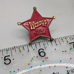 Circa 1996 vintage Official WENDYS Puw Red Star team member pin collector